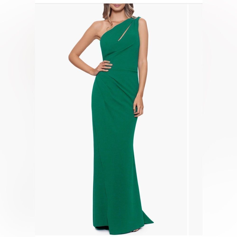 Betsy & Adam Cutout One Shoulder Gown NWT